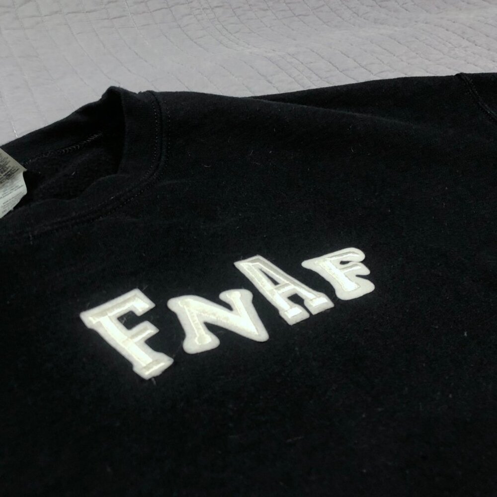 FNAF Horror Sweatshirt Men 2XL Graphic Halloween Five Nights At Freddies - Picture 8 of 13